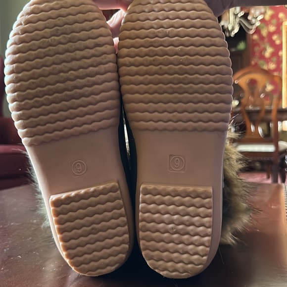 Duck boots, Waterproof boot by marleylilly, size nine. NWOT. - Picture 7 of 8